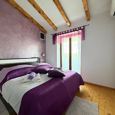 Casa Rustica krevet i doručak 4*