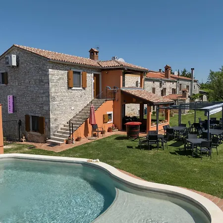 Nocleg ze śniadaniem Casa Rustica 4*