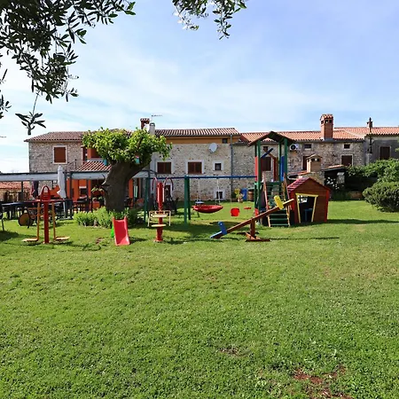 Casa Rustica Bed and Breakfast 4*