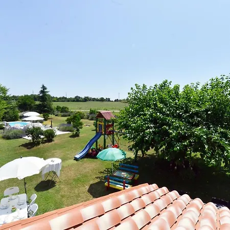 Alojamento de Acomodação e Pequeno-almoço Casa Rustica Vodnjan