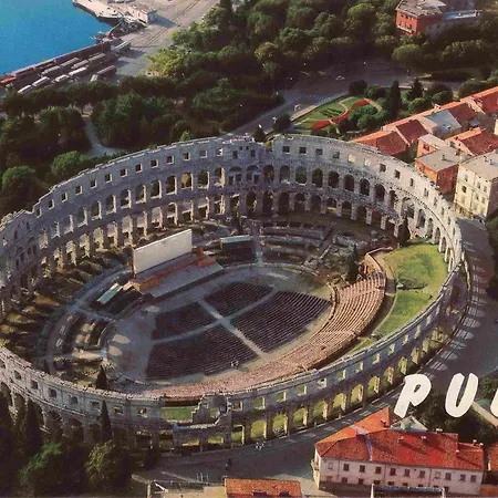 Casa Rustica 4*